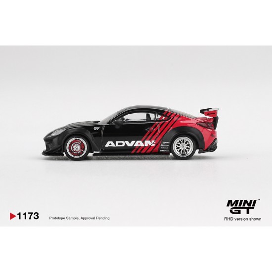 1/64 TOYOTA GR86 LB NATION ADVAN (RHD) BLISTER PACKAGING