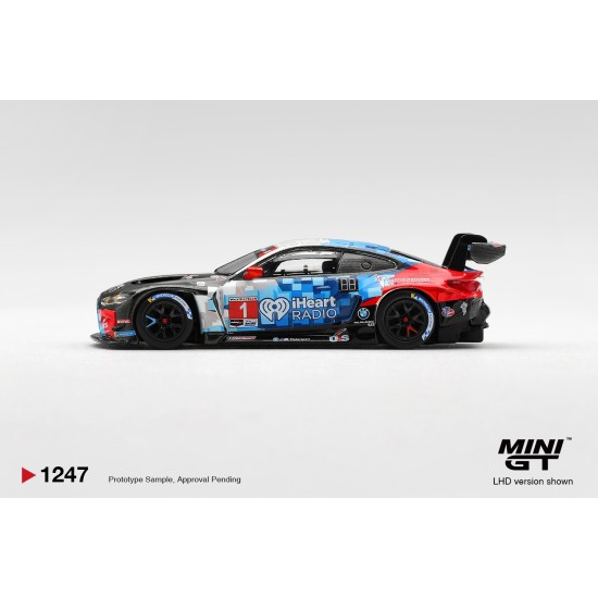 1/64 BMW M4 GT3 EVO NO.1 PAUL MILLER RACING 2025 IMSA DAYTONA 24 HRS (LHD) BLISTER PACKAGING