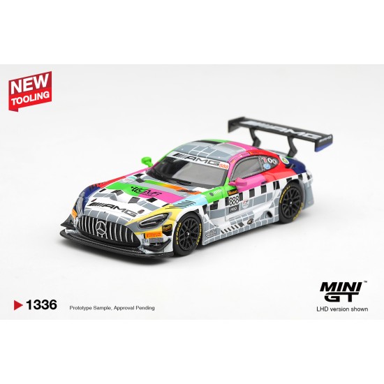 1/64 MERCEDES-AMG GT3 NO.888 MERCEDES-AMG TEAM GMR MEGUIARS BATHURST 12 HOUR 2025 (LHD) BLISTER PACKAGING