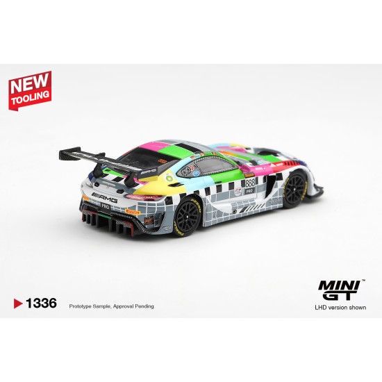 1/64 MERCEDES-AMG GT3 NO.888 MERCEDES-AMG TEAM GMR MEGUIARS BATHURST 12 HOUR 2025 (LHD)