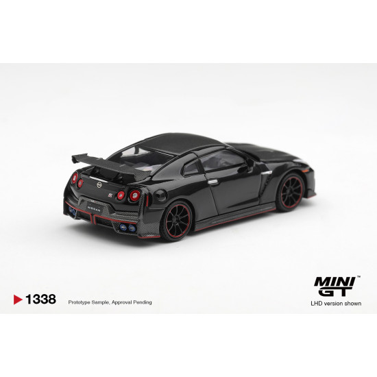 1/64 NISSAN GT-R NISMO 2024 BLACK (LHD) BLISTER PACKAGING
