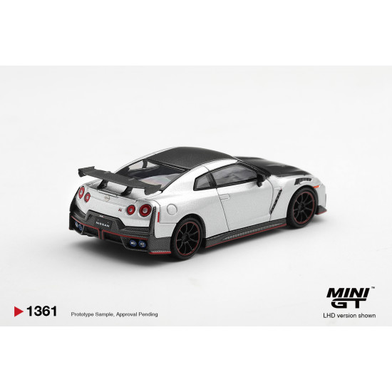 1/64 NISSAN GT-R NISMO 2024 SILVER (RHD)