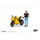 1/64 DUCATI PANIGALE V4 S GIALLO WITH FIGURE