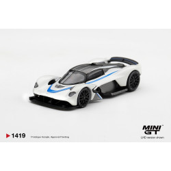 1/64 ASTON MARTIN VALKYRIE ESCAPING WHITE (LHD) BLISTER PACKAGING