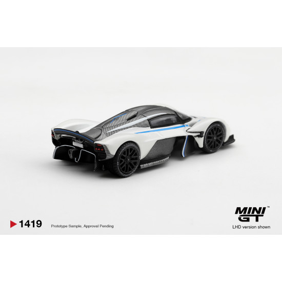 1/64 ASTON MARTIN VALKYRIE ESCAPING WHITE (LHD)