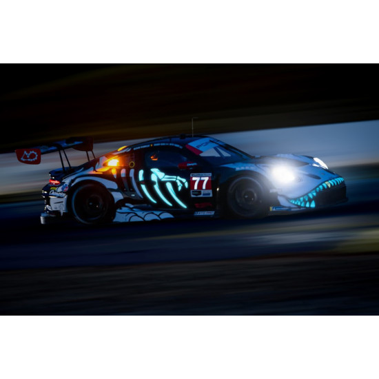 1/64 PORSCHE 911 GT3 R (992) NO.77 AO RACING SKELETON REXY 2026 IMSA PETIT LE MANS (LHD) BLISTER PACKAGING