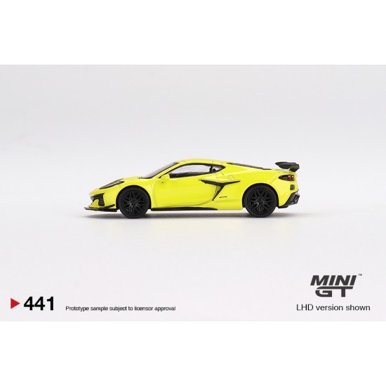 MGT00441-R - 1/64 CHEVROLET CORVETTE Z06 2023 ACCELERATE YELLOW (RHD)