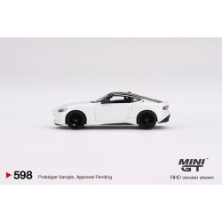 1/64 NISSAN FAIRLADY Z VERSION ST 2023 EVEREST WHITE (RHD) MGT00598-R