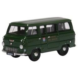 1/76 FORD 400E MINIBUS LONDON FIRE BRIGADE (GREEN) 1/76 FORD 400E MINIBUS LONDON FIRE BRIGADE (GREEN)