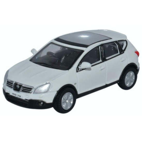 1/76 NISSAN QASHQAI WHITE