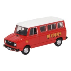 OX76SHP006 - 1/76 SHERPA MINIBUS WYNNS