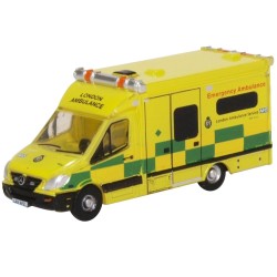 N GAUGE MERCEDES AMBULANCE LONDON NMA002 N GAUGE MERCEDES AMBULANCE LONDON NMA002