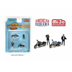 1/64 MOTO MANIA FIGURE SET INCLUDING 2 1/64 BIKES