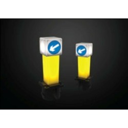 1/64 TINY CITY AX3 BOLLARD LIGHT SET
BOLLARD LIGHT X 2
USB