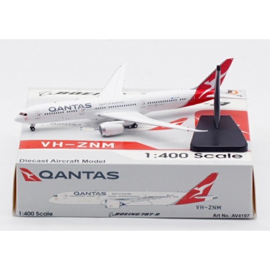 p/s 8/24 1/400 VH-ZNM QANTAS BOEING 787-9 DREAMLINER DETACHA