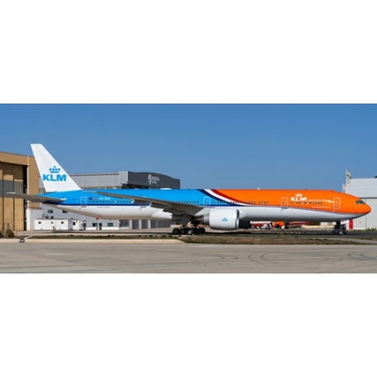 1/400 PH-BVA KLM ROYAL DUTCH AIRLINES BOEING 777-306ER DETACHABLE GEAR AV4212