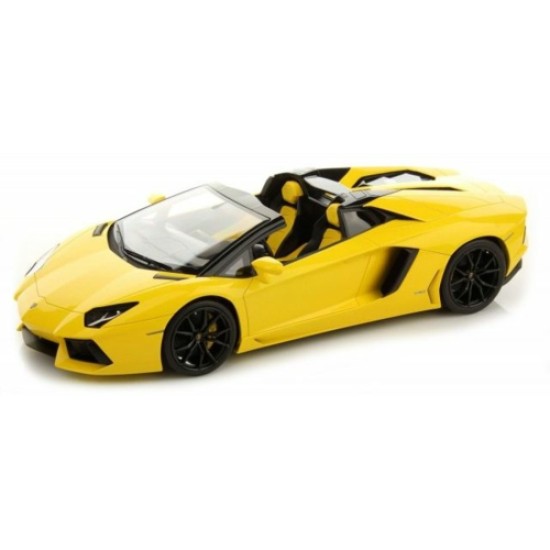 BG30249Y - 1/43 LAMBORGHINI AVENTADOR ROADSTER 2013 YELLOW