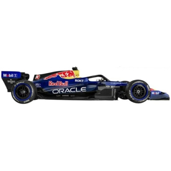 BG38289V - 1/43 RED BULL F1 RB22 2026 NO.3 MAX VERSTAPPEN HARD CASE AND HELMET BG38289V - 1/43 RED BULL F1 RB22 2026 NO.3 MAX VERSTAPPEN HARD CASE AND HELMET