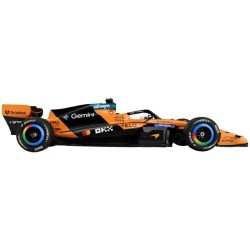 BG38293P - 1/43 MCLAREN F1 MCL 40 2026 NO.81 OSCAR PIASTRI CARD BOX