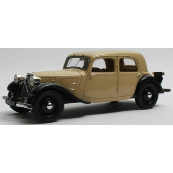 CULCML108-1 - 1/18 CITROEN TRACTION AVANT 7CV BEIGE AND BLACK 1934