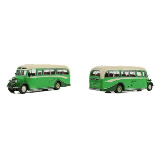 E20145 - 1/76 BEDFORD OB COACH SS7486 STARKS OF DUNBAR