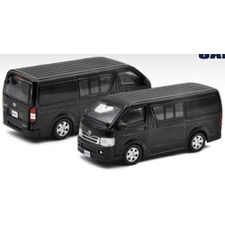 1/64 TOYOTA HIACE BLACK VAN 1/64 TOYOTA HIACE BLACK VAN