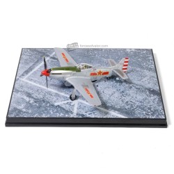 1/72 P-51D MUSTANG 44-12458 3032 2ND SQUADRON 1949 1/72 P-51D MUSTANG 44-12458 3032 2ND SQUADRON 1949