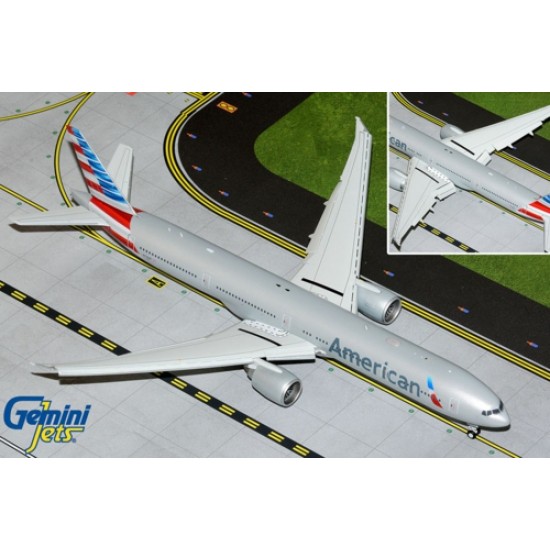 1/200 AMERICAN AIRLINES B777-300ER (FLAPS DOWN)