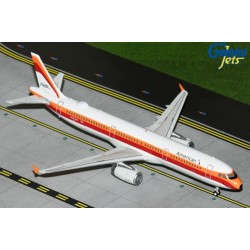 1/200 AMERICAN AIRLINES A321 N582UW PSA HERITAGE LIVERY 1/200 AMERICAN AIRLINES A321 N582UW PSA HERITAGE LIVERY