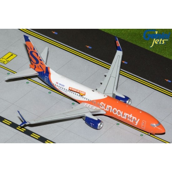 1/200 SUN COUNTRY AIRLINES B737-800S N842SY 40 YEARS OF FLIGHT G2SCX1184