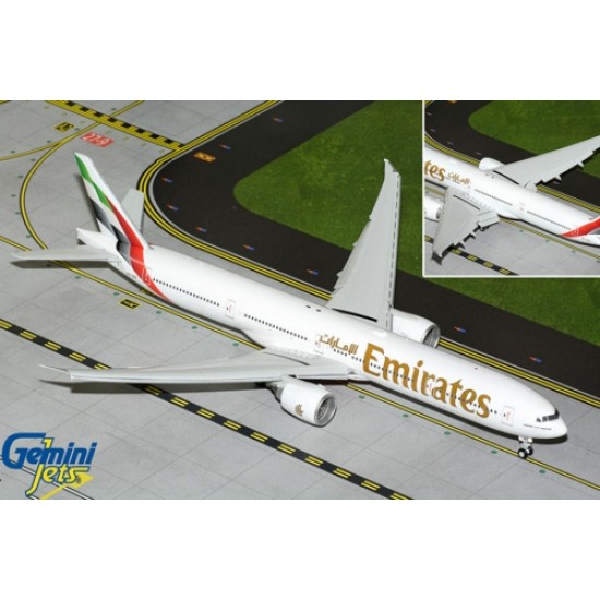 1/200 EMIRATES B777-300ER A6-ENV NEW LIVERY FLAPS DOWN G2UAE1250F