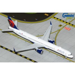1/400 DELTA AIRLINES B757-300W N590NW 1/400 DELTA AIRLINES B757-300W N590NW