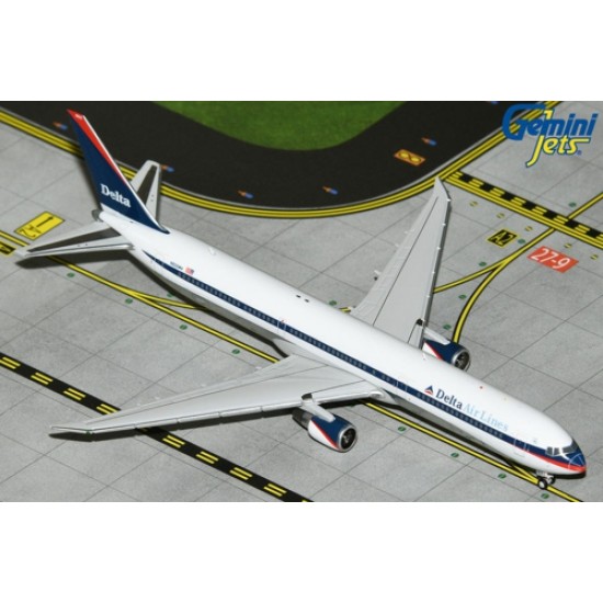 1/400 DELTA AIRLINES B767-400ER N826MH (INTERIM LIVERY) NEW TOOLING GJDAL2151