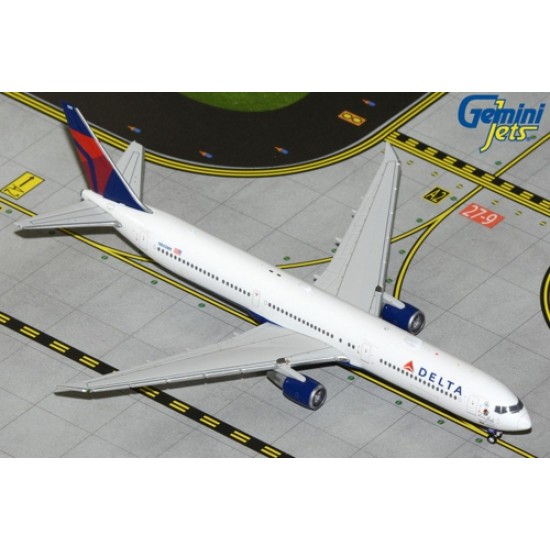 1/400 DELTA AIRLINES B767-400ER N842MH VINCE DOOLEY GJDAL2153