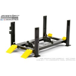 1/18 FOUR-POST LIFT - DARK GREY WITH YELLOW RAMPS 1/18 FOUR-POST LIFT - DARK GREY WITH YELLOW RAMPS