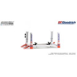 1/18 FOUR-POST LIFT - BFGOODRICH TYRES 1/18 FOUR-POST LIFT - BFGOODRICH TYRES