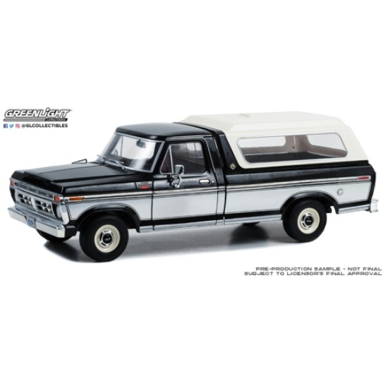 GL13680 - 1/18 1977 FORD F-100 XLT RANGER - RAVEN BLACK AND SILVER METALLIC TU-TONE AND DELUXE BOX COVER