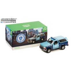 1/18 ARTISAN COLLECTION 1966 FORD BRONCO XLT MASSACHUSETTS STATE POLICE