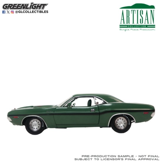 GL19145 - 1/18 ARTISAN COLLECTION - 1970 DODGE CHARGER R/T HEMI - F8 GREEN GL19145 - 1/18 ARTISAN COLLECTION - 1970 DODGE CHARGER R/T HEMI - F8 GREEN