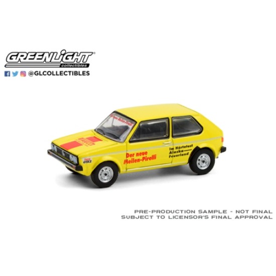 1/64 1974 VW GOLF MKI HARTETEST ALASKA-FEUERLAND ALASKA USA TO TIERRA DEL FUEGO, ARGENTINA CAR NO.2 (HOBBY EXCLUSIVE)