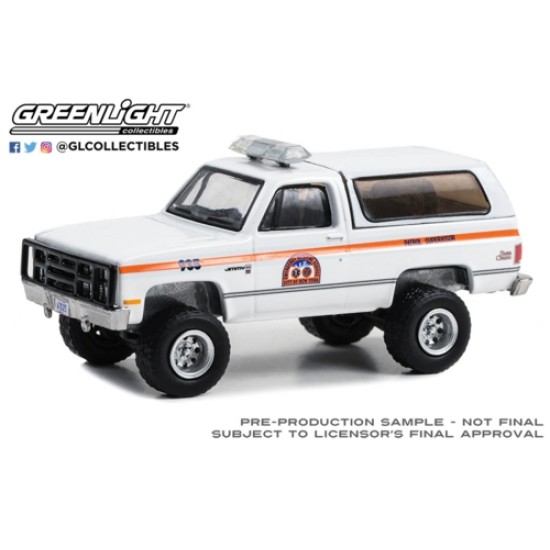 GL30445 - 1/64 FIRST RESPONDERS - 1986 GMC JIMMY - NYC EMS (CITY OF NEW YORK EMERGENCY MEDICAL SERVICE) PATROL SUPERVISOR