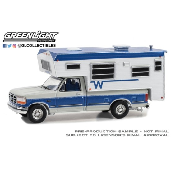 GL30448 - 1/64 1992 FORD F-250 LONG BED WITH WINNEBAGO SLIDE-IN CAMPER - MEDIUM SILVER METALLIC AND BRIGHT REGATTA BLUE METALLIC