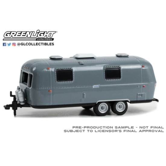 1/64 HITCHED HOMES 1971 AIRSTREAM DOUBLE AXLE LAND YACHT SAFARI 34140-D