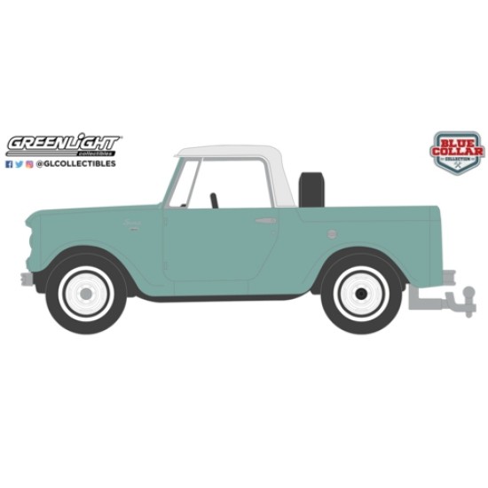GL35280-A - 1/64 BLUE COLLAR COLLECTION SERIES 13 - 1965 HARVESTER SCOUT HALF CAB PICK UP - ASPEN GREEN SOLID PACK