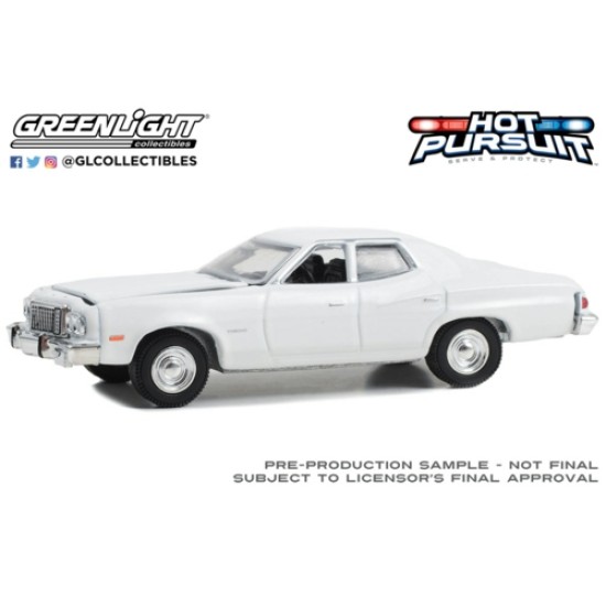 GL43012 - 1/64 HOT PURSUIT - 1974-76 GRAN TORINO SEDAN - WHITE