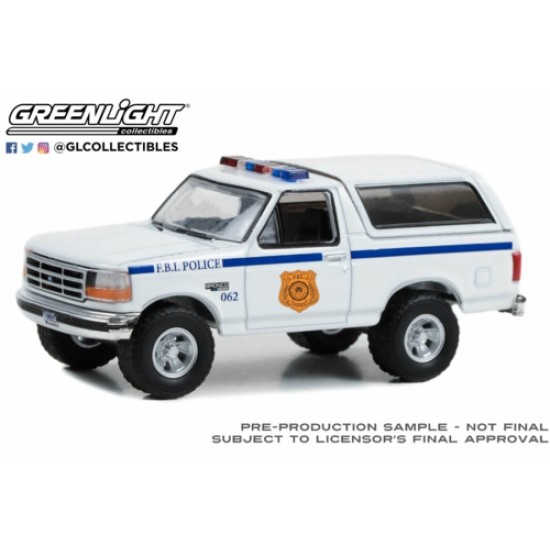 1/64 HOT PURSUIT SPECIAL EDITION FBI POLICE 1996 FORD BRONCO XL 43025-A