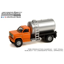 1/64 S.D. TRUCKS 1982 CHEVROLET C-60 FERTILIZER TRUCK 45140-A 1/64 S.D. TRUCKS 1982 CHEVROLET C-60 FERTILIZER TRUCK 45140-A