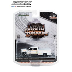 1/64 DUALLY DRIVERS SERIES 11 2018 CHEVROLET SILVERADO 3500 DUALLY SERVICE BED UNION PACIFIC RAILROAD MAINTENANCE TRUCK