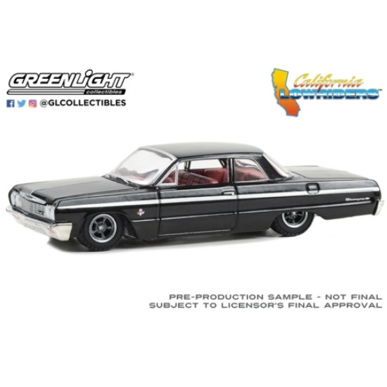 GL63050D - 1/64 CALIFORNIA LOWRIDERS SERIES 4 - 1964 CHEVROLET BISCAYNE - BLACK WITH RED INTERIOR SOLID PACK