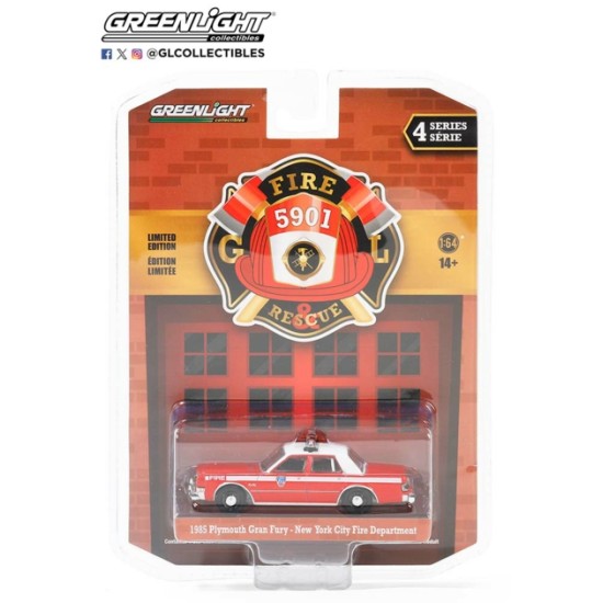 1/64 FIRE AND RESCUE SERIES 4 - 1985 PLYMOUTH GRAN FURY FDNY DIVISION CHIEF 5